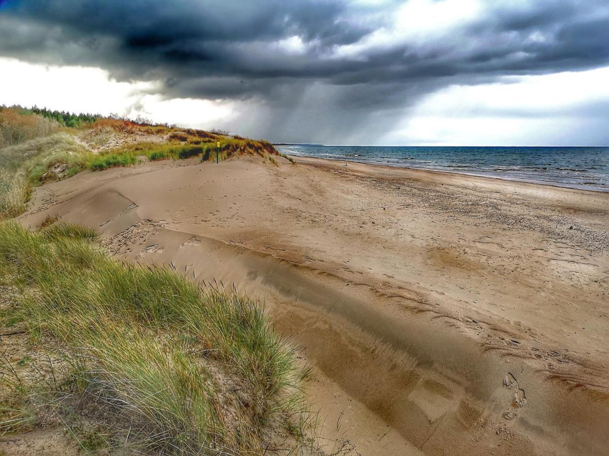 Mistral Przy Plazy Domki Caloroczne Ustka Exteriér fotografie